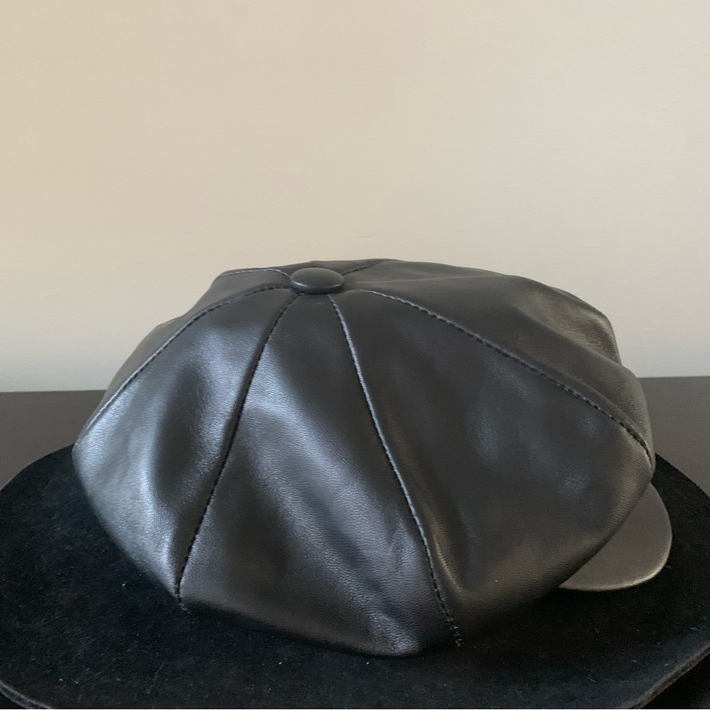 Capas lambskin cap